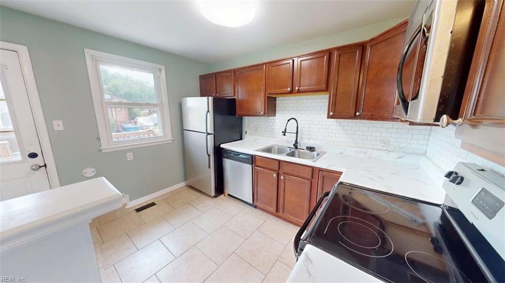 508 Stalham Rd Property Photo 12