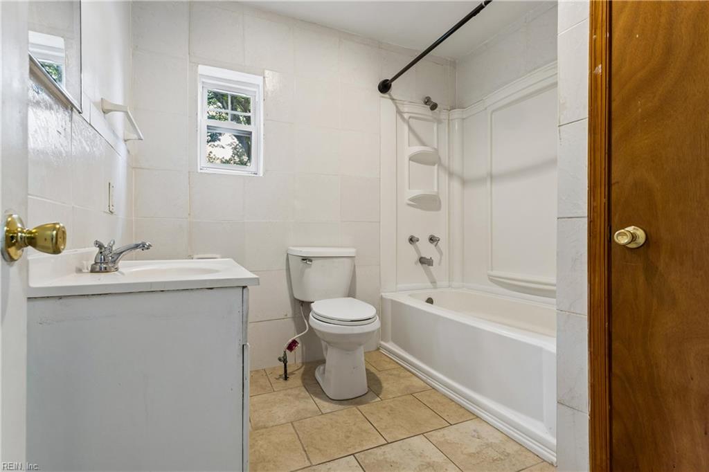 1417 Gust Ln Property Photo 28