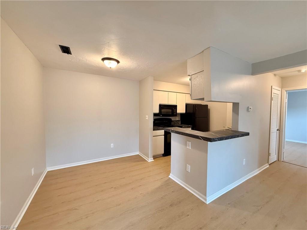 512 Thorncliff Dr Property Photo 6