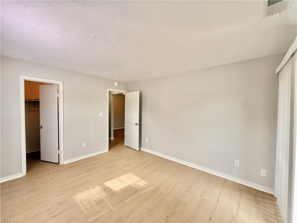 512 Thorncliff Dr Property Photo 11