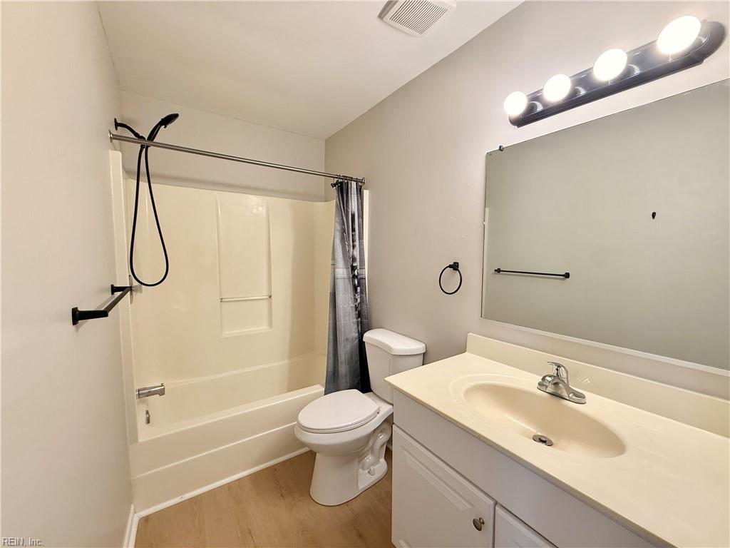 512 Thorncliff Dr Property Photo 13