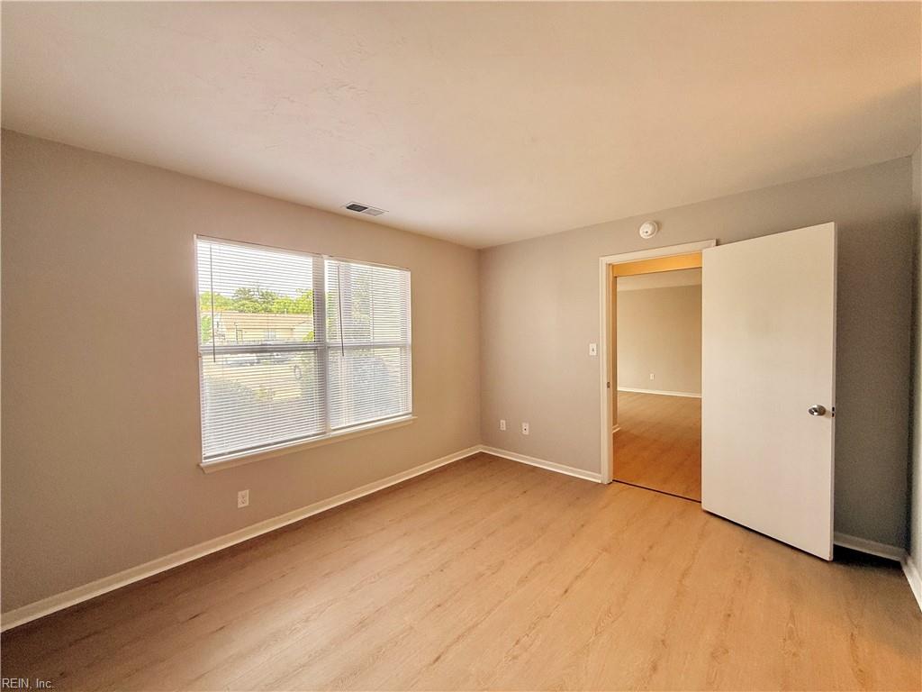 512 Thorncliff Dr Property Photo 14