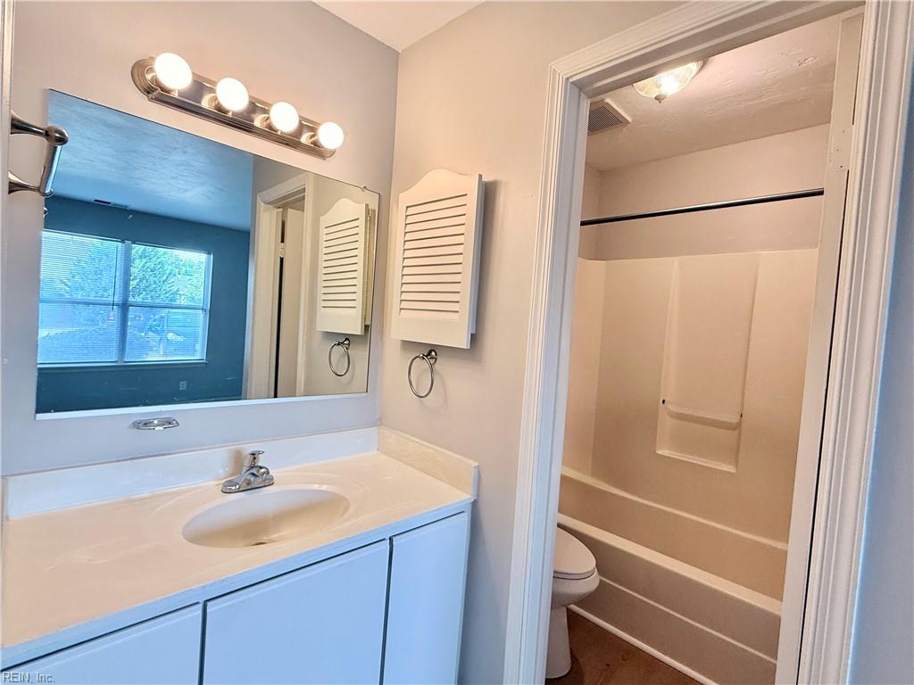 512 Thorncliff Dr Property Photo 17