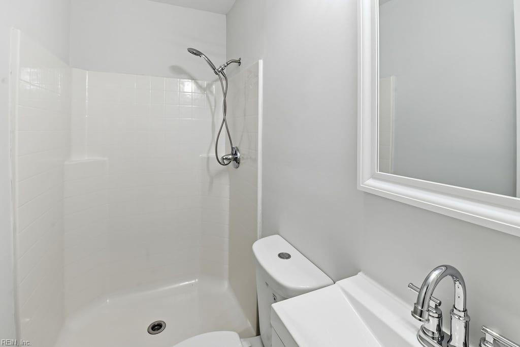 18 Fort Worth St Property Photo 14
