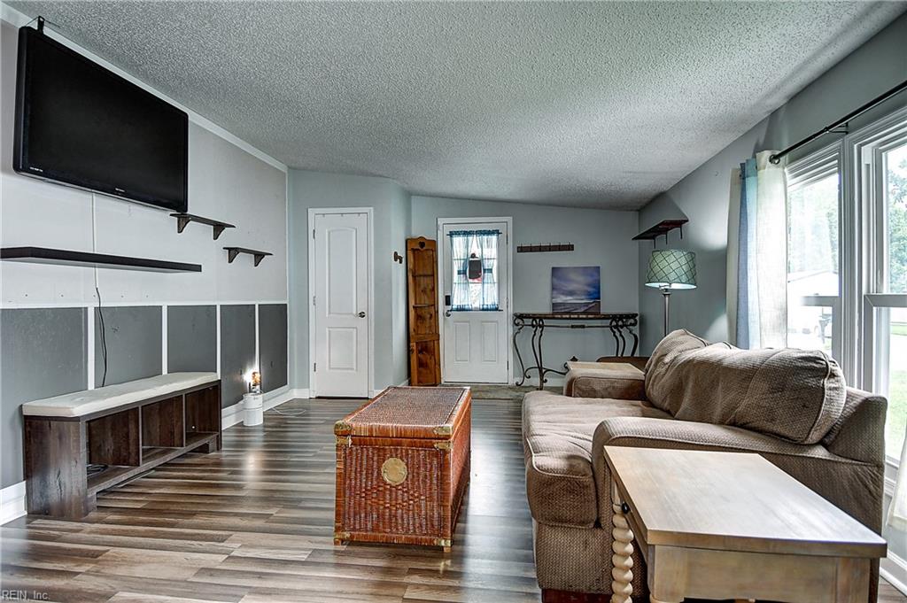 260 Burnetts Way Property Photo 6