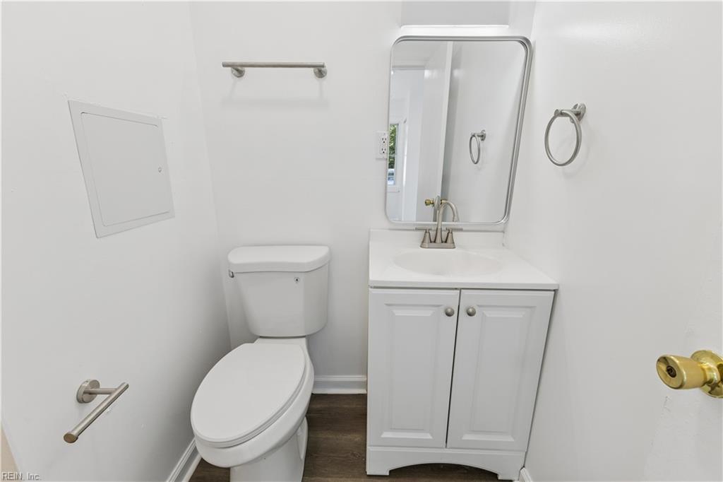 1079 Johnstons Rd Property Photo 10