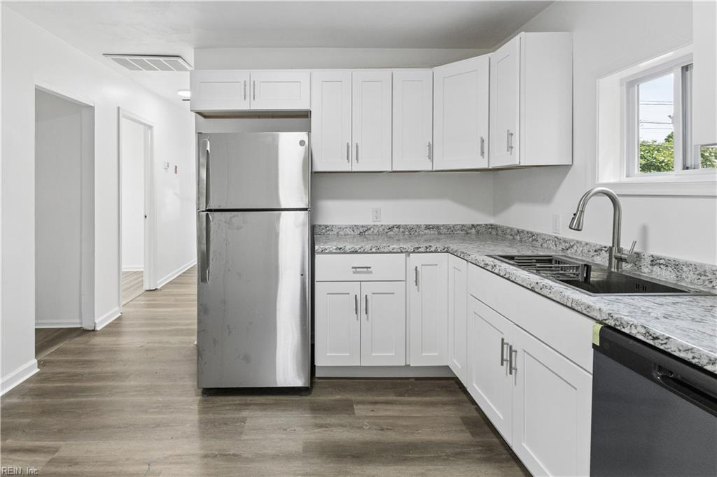 1079 Johnstons Rd Property Photo 14