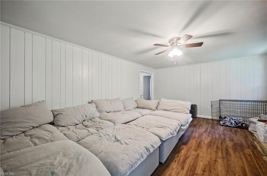 653 Edwin Dr Property Photo 10