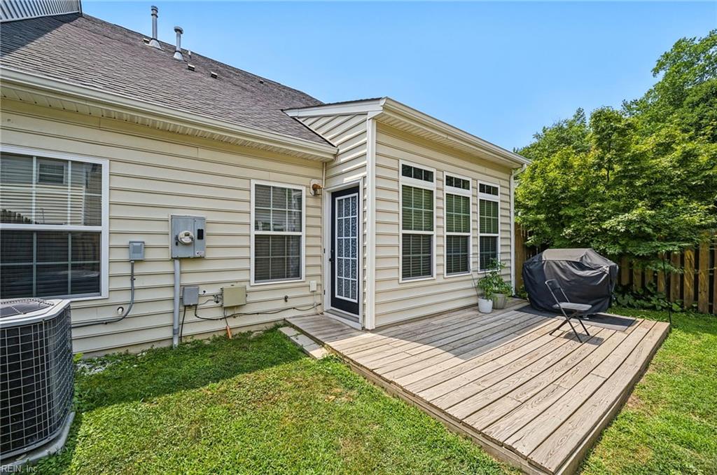 132 Brock St Property Photo 37