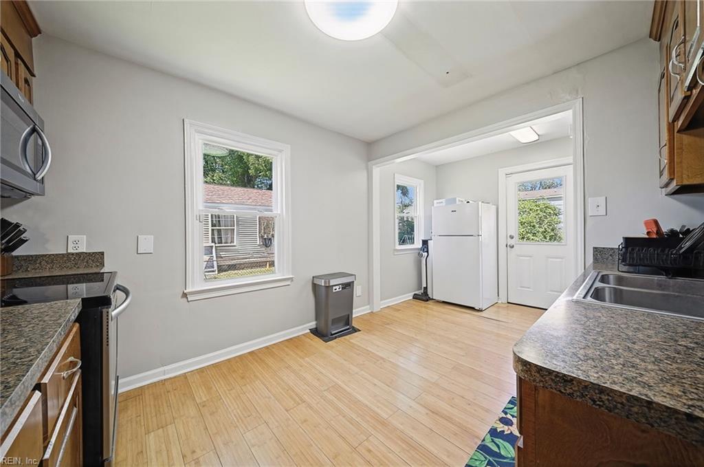 6422 Devonshire Rd Property Photo 5