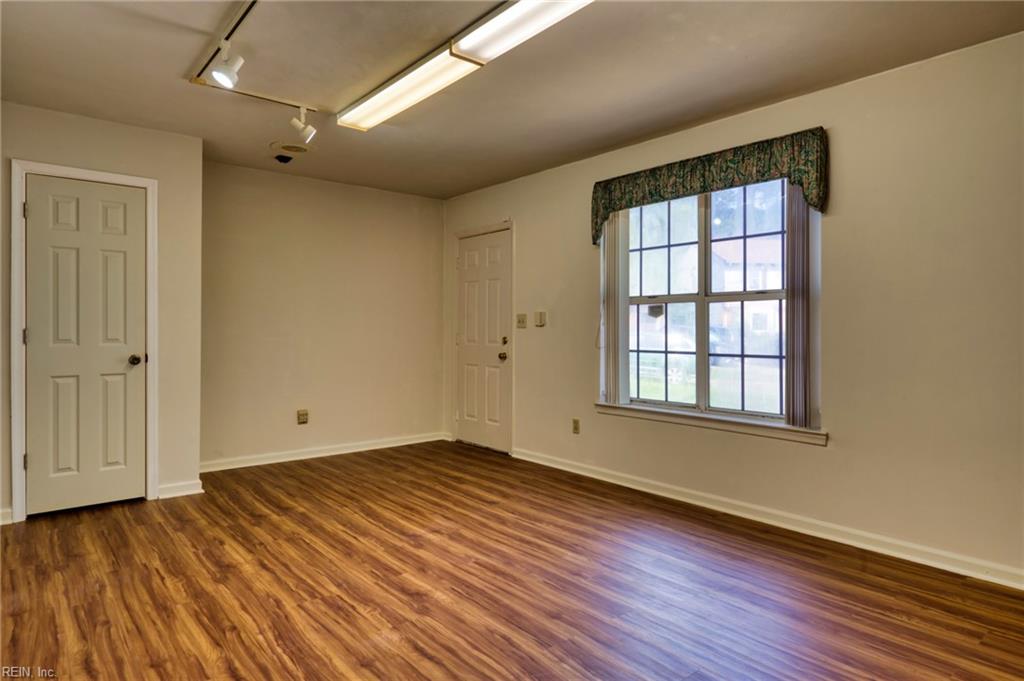 5617 Seven Pines Way Property Photo 13