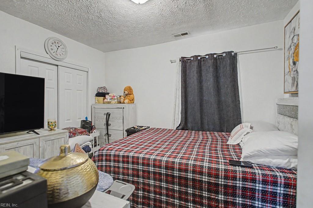 822 31st St Property Photo 7