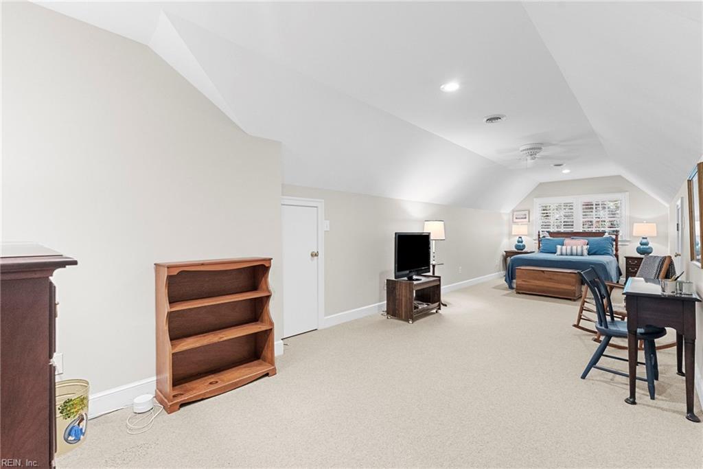 168 Jeffersons Hundred Property Photo 38