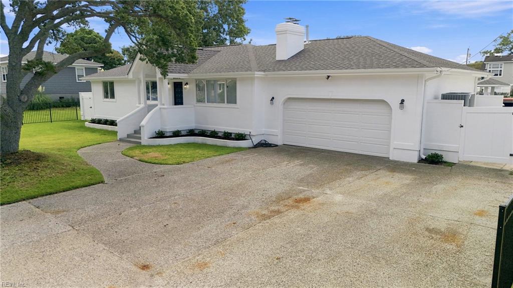 3009 Lynnhaven Dr Property Photo 1
