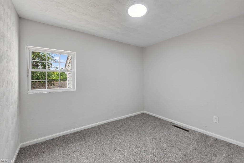 566 River Creek Rd Property Photo 15
