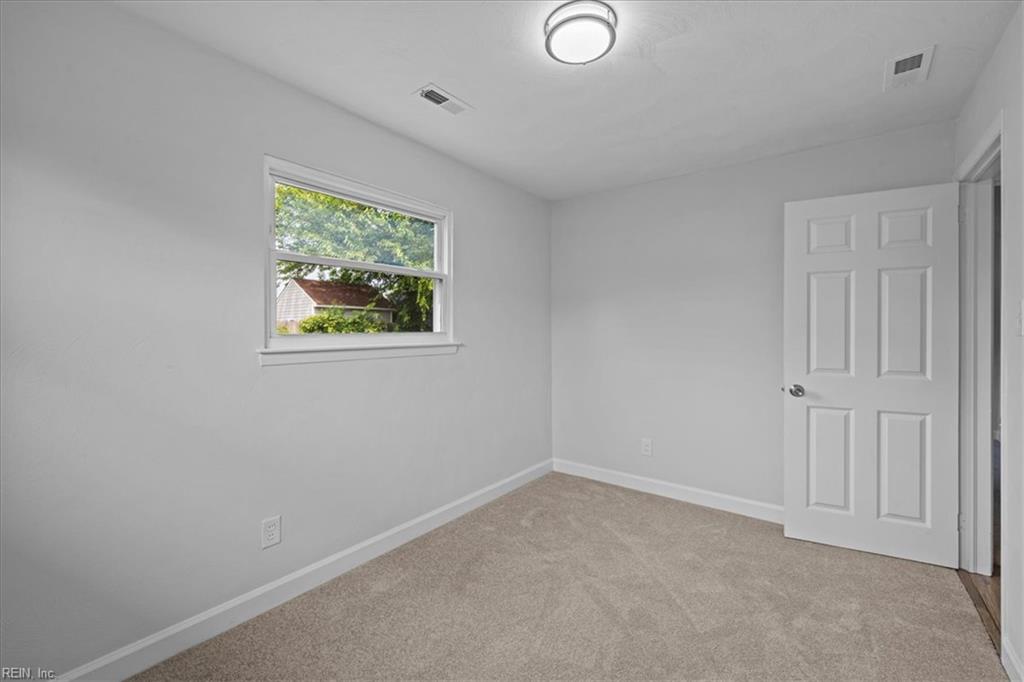 145 Paladin Dr Property Photo 33