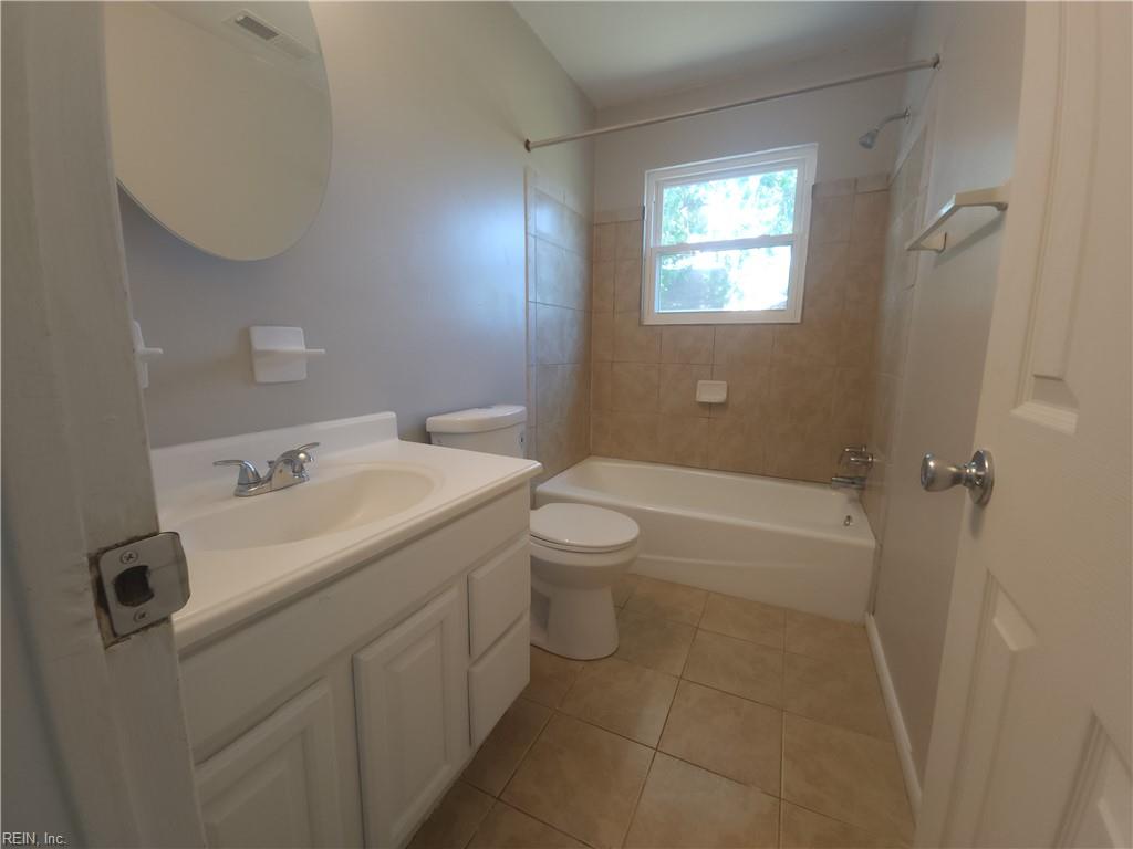 846 Drawbridge Dr Property Photo 10