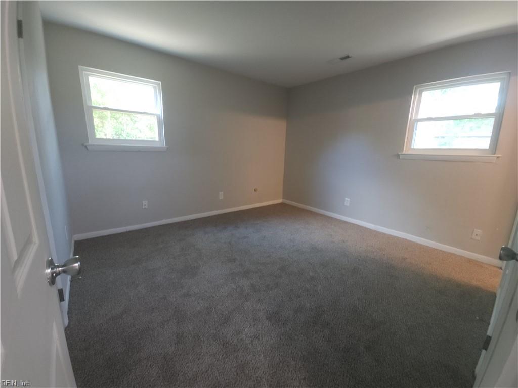 846 Drawbridge Dr Property Photo 12