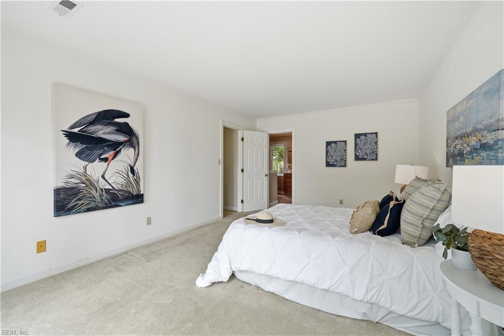 1101 N Inlynnview Rd Property Photo 21