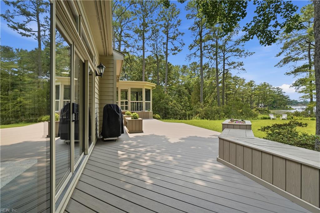 1101 N Inlynnview Rd Property Photo 36