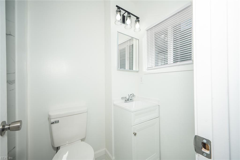 3308 Lyons Ave Property Photo 13