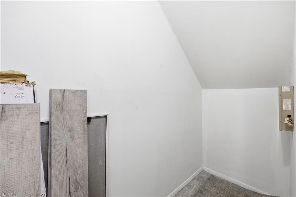1677 Darren Cir Property Photo 12