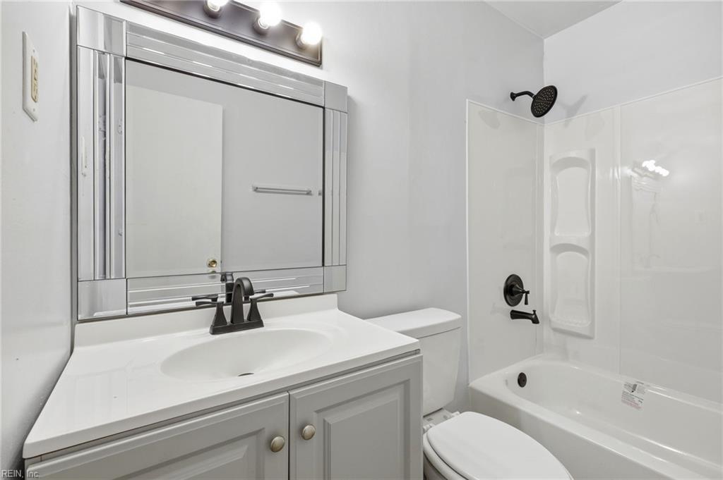 1677 Darren Cir Property Photo 17