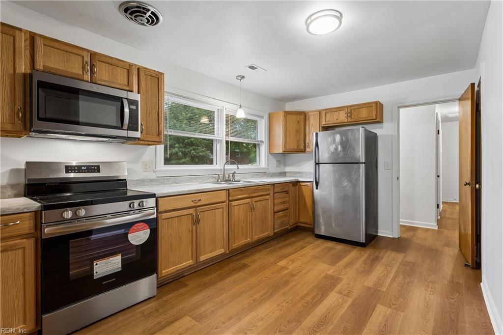 1 Westbrook DR Property Photo 1