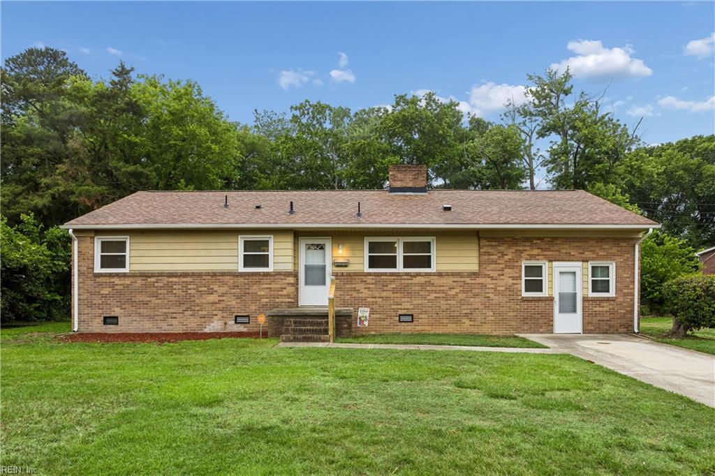 1 Westbrook Dr Property Photo 2
