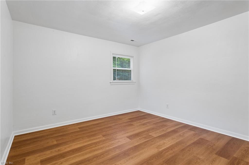 1 Westbrook Dr Property Photo 11