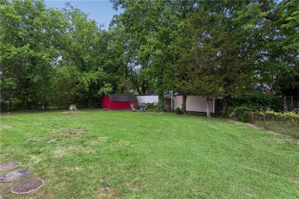1 Westbrook Dr Property Photo 28