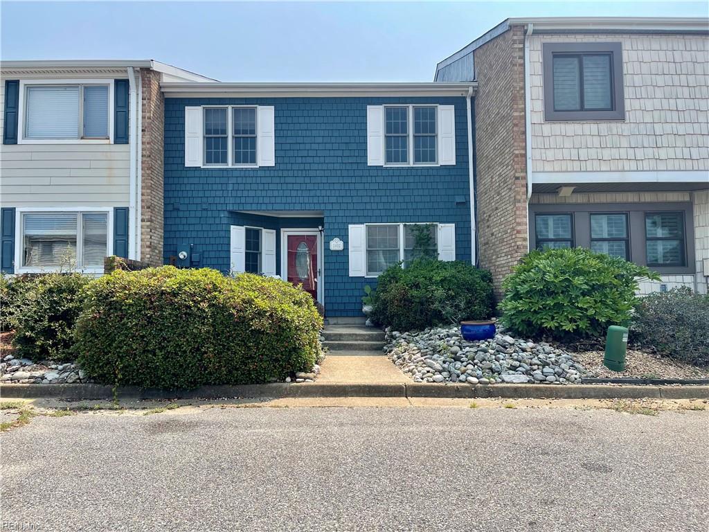 2402 Whaler Ct Property Photo 1