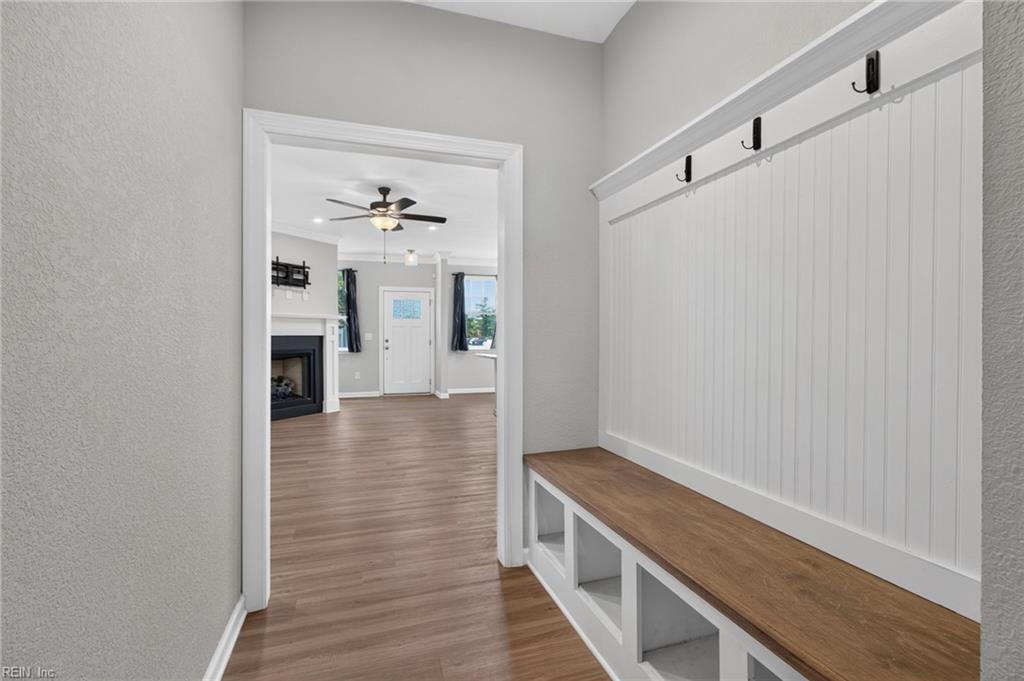 433 Asuza St Property Photo 17