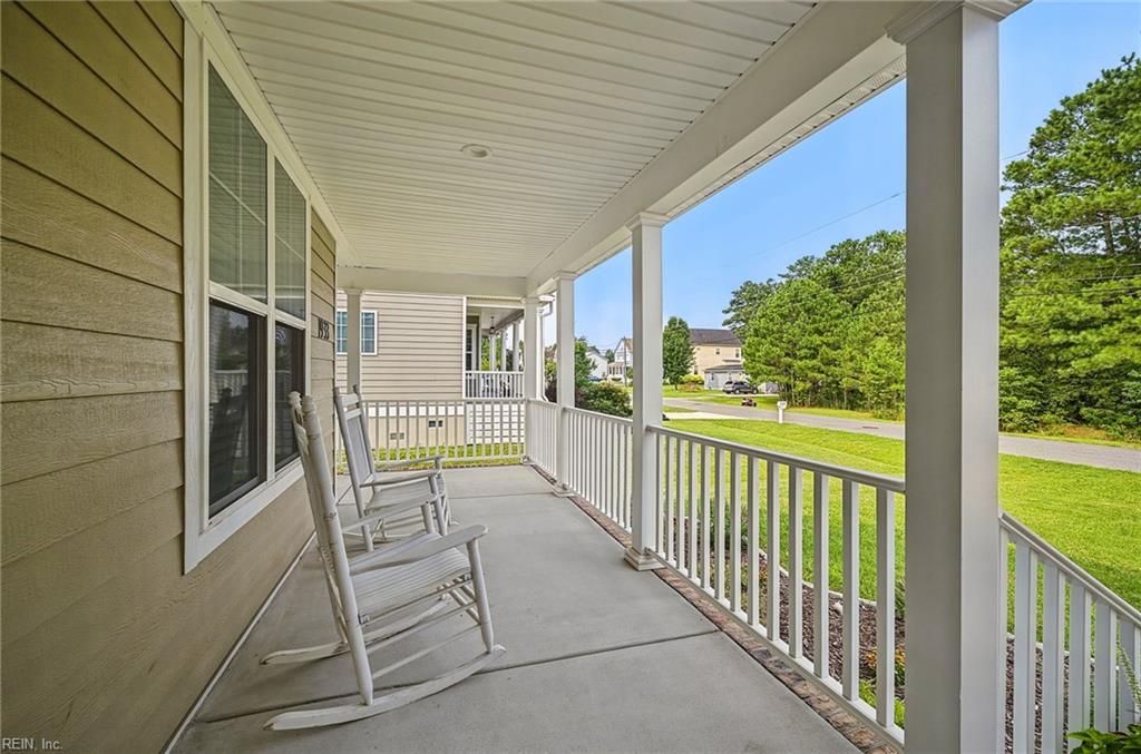 1933 Reefwood Rd Property Photo 3