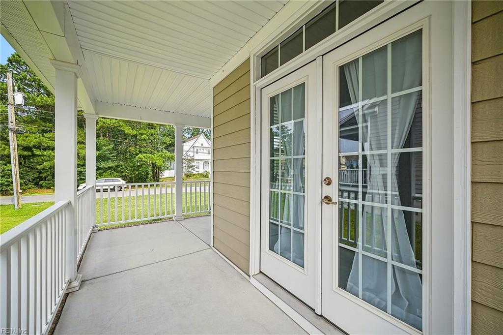1933 Reefwood Rd Property Photo 4