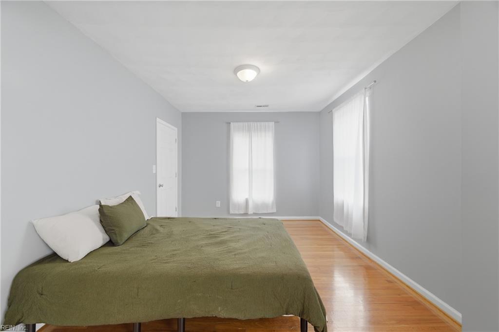 139 Locust Ave Property Photo 11