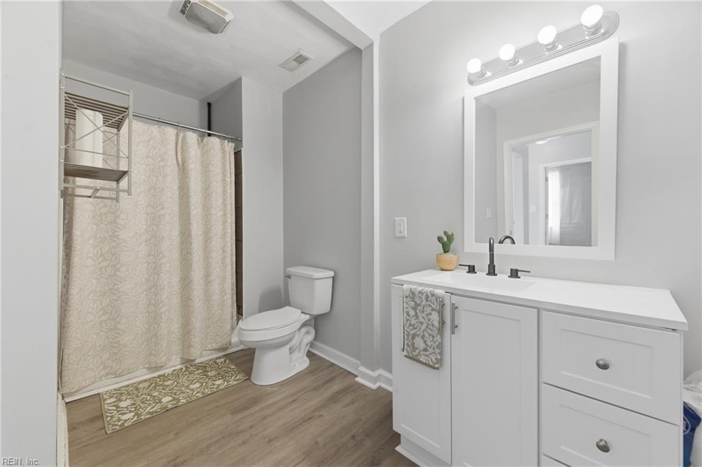 139 Locust Ave Property Photo 14