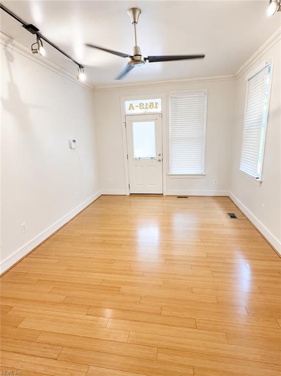 1512 Porter St Property Photo 4