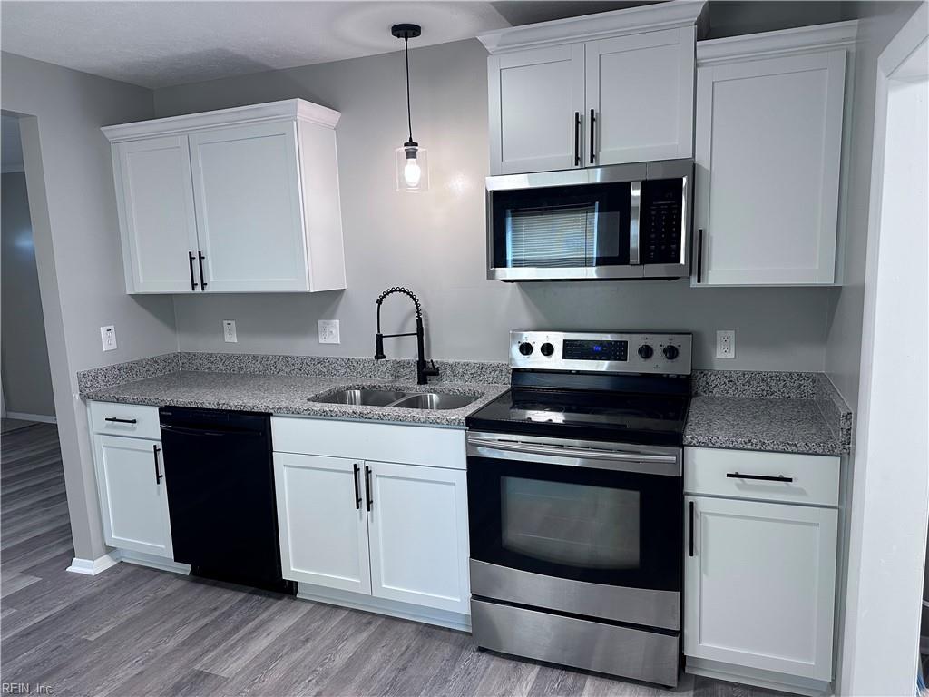 617 Renn Rd Property Photo 6