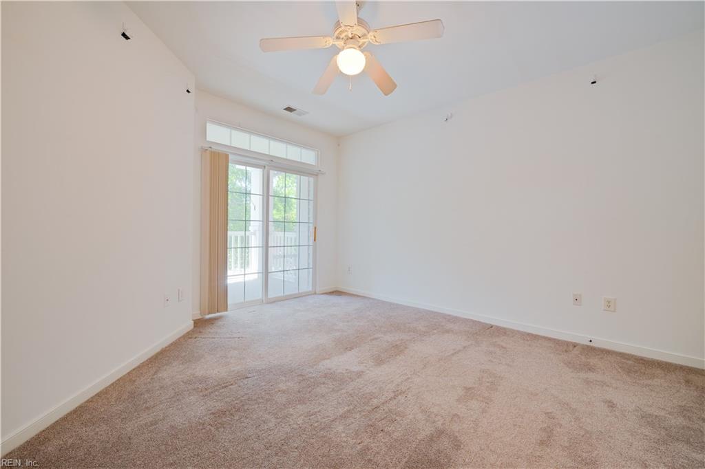 704 River Rock Way Property Photo 15