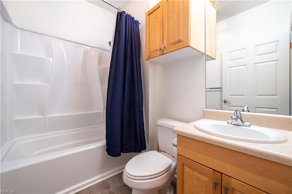 704 River Rock Way Property Photo 19
