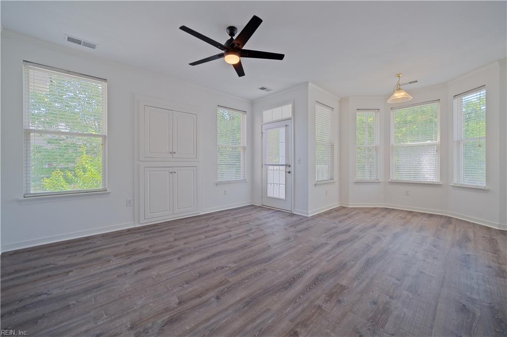 704 River Rock Way Property Photo 23