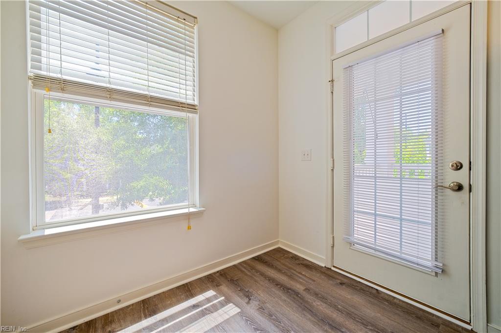 704 River Rock Way Property Photo 30