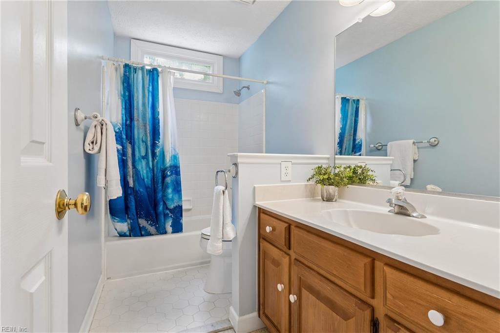 2756 Linden Ln Property Photo 34