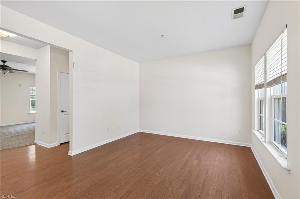 10843 White Dogwood Dr Property Photo 5