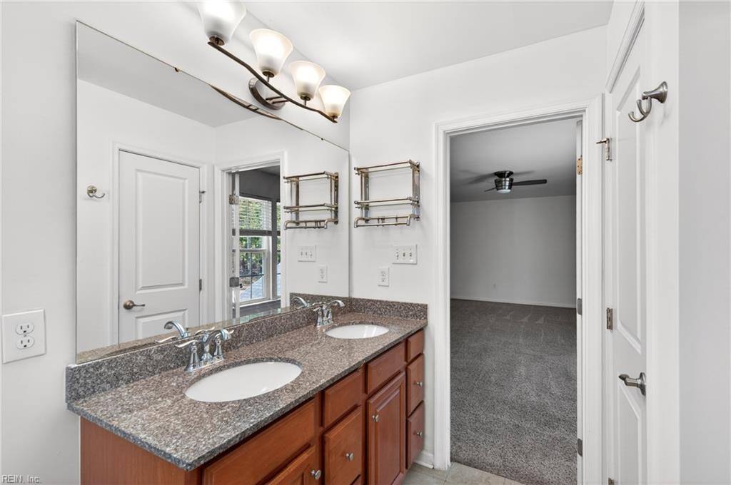 10843 White Dogwood Dr Property Photo 32