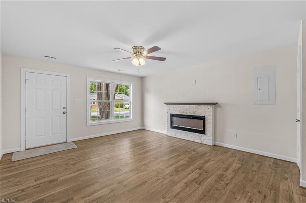 1416 Martin Ave Property Photo 6