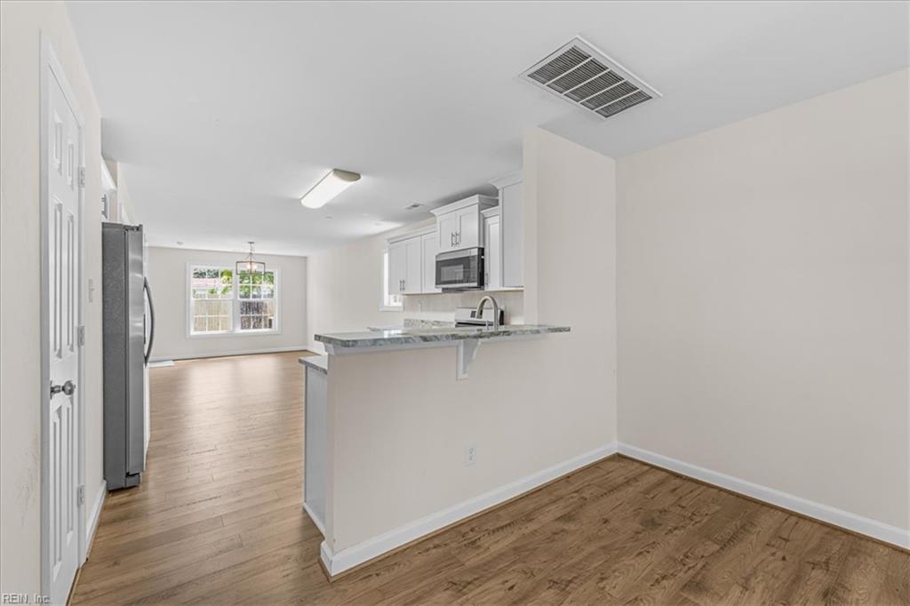 1416 Martin Ave Property Photo 7