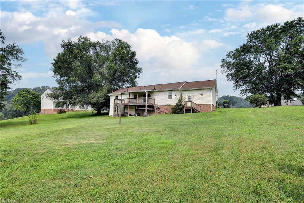 129 Mirror Lake Dr Property Photo 27