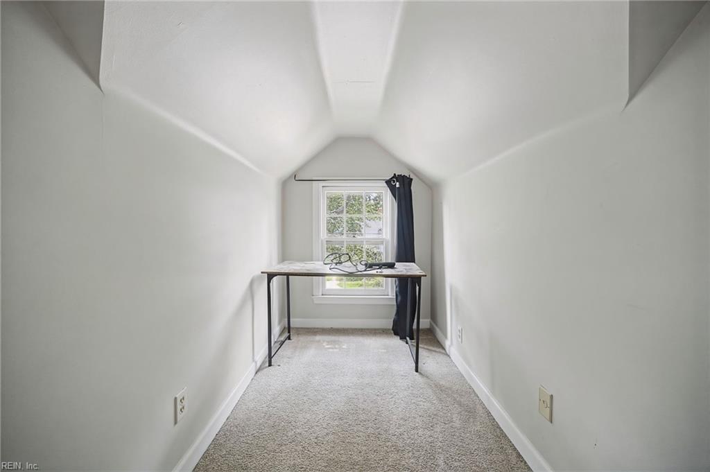 5417 Rolfe Ave Property Photo 21